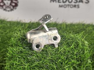 Запчасть кронштейн (крепление) Lexus es300h 2020