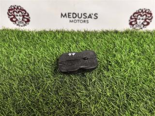 Запчасть уплотнитель Porsche Macan 2016