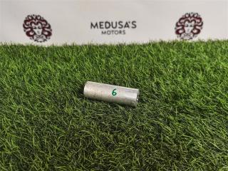 Запчасть втулка распорная Porsche Macan 2016