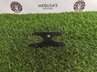 Запчасть крышка Porsche Macan 2016