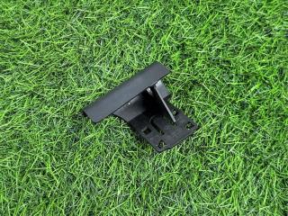 Запчасть кронштейн (крепление) Volkswagen Tiguan 2021