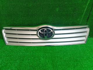 Решетка радиатора TOYOTA AVENSIS