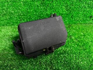 Запчасть блок предохранителей передний правый TOYOTA PROBOX