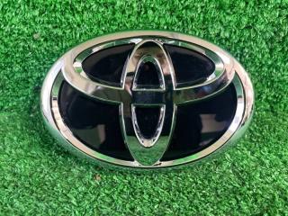 Эмблема TOYOTA ESQUIRE