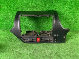 Рамка магнитофона TOYOTA NOAH