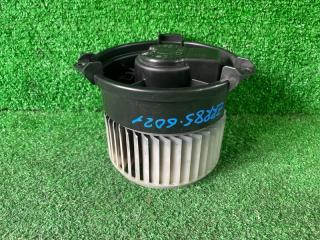 Фото запчасти мотор печки задний TOYOTA ESQUIRE контрактная запчасть Запчасть мотор печки задний TOYOTA ESQUIRE