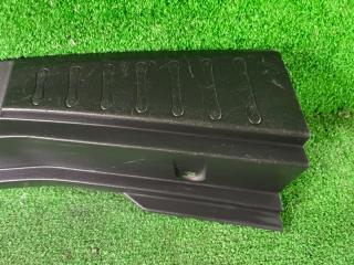 Накладка замка багажника NOTE E12 HR12DDR Накладка замка багажника NOTE E12 HR12DDR