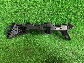 Крепление бампера переднее левое HONDA FIT