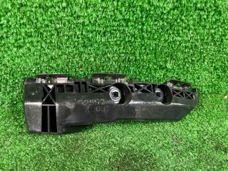 Запчасть крепление бампера заднее правое TOYOTA VANGUARD