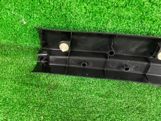 Накладка замка багажника SERENA C27 MR20DD