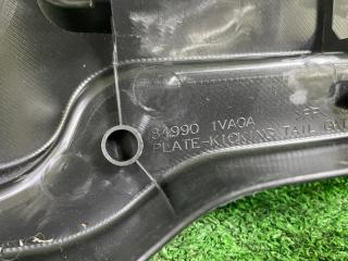 Накладка замка багажника SERENA C27 MR20DD