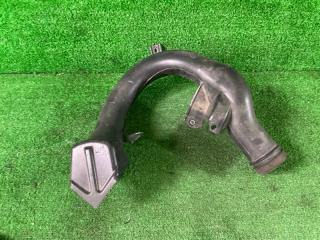 Запчасть патрубок воздушного фильтра TOYOTA RAV4