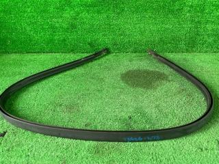 Молдинг на крышу левый HONDA VEZEL