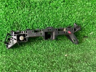 Крепление бампера переднее левое HONDA FIT