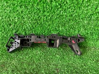 Крепление бампера переднее левое HONDA FIT