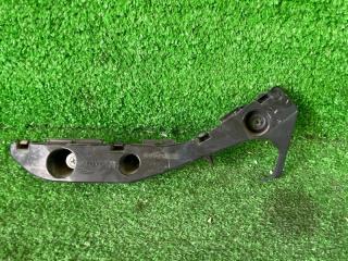 Запчасть крепление бампера переднее правое TOYOTA PRIUS