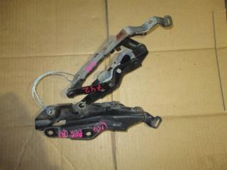Петля капота SUBARU LEGACY BP5 EJ202 742 1 ракурс