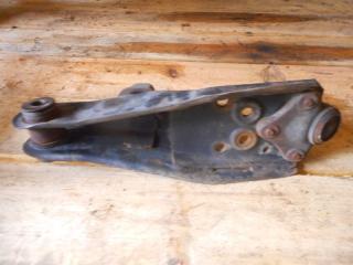 Рычаг правый передний MAZDA BONGO SK22V 1606 1 ракурс