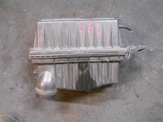 Корпус воздушного фильтра NISSAN ELGRAND ALE50 VG33E 262 2 ракурс