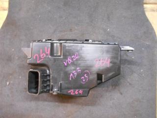 Корпус воздушного фильтра NISSAN CEFIRO A33 VQ20DE 264 2 ракурс