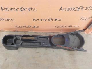 Бардачок между сиденьями TOYOTA VITZ NSP130 1 1 ракурс