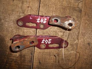 Петля капота HONDA STEPWGN RF1 247 1 ракурс