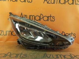 Фара правая TOYOTA AQUA MXPK10 M15AFXE 52-335 1 ракурс