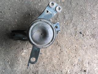 Подушка двигателя правая передняя TOYOTA RACTIS SCP100 2SZFE 476 2 ракурс