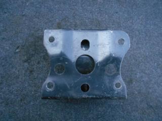 Подушка двигателя левая передняя NISSAN PRIMERA QP12 QG18DE 897 3 ракурс