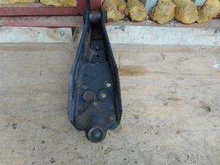 Рычаг правый передний NISSAN VANETTE SK82VN F8 2227 1 ракурс