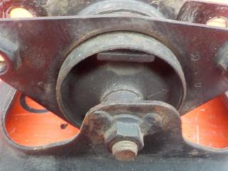 Подушка двигателя левая передняя MAZDA BONGO SKF2TN RF 2394 2 ракурс