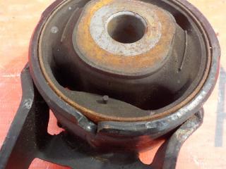 Подушка двигателя задняя TOYOTA RACTIS NCP100 1NZFE 2564 3 ракурс