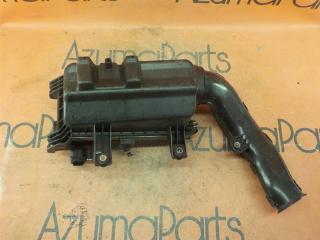 Корпус воздушного фильтра TOYOTA VITZ NSP130 573 1 ракурс