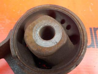 Подушка двигателя задняя TOYOTA VITZ SCP90 2821 3 ракурс