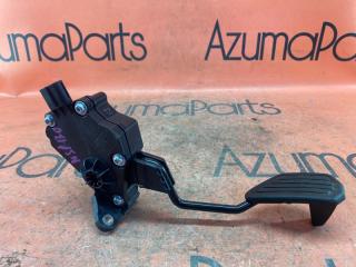 Педаль газа TOYOTA VITZ NSP130 4 ракурс