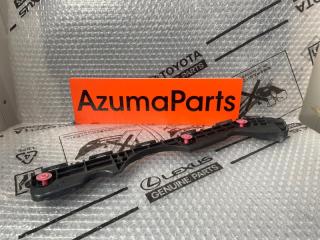 Крепление бампера правое заднее TOYOTA VOXY ZRR80G 53155-28130 1 ракурс