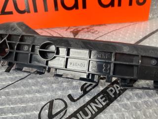 Крепление бампера правое заднее TOYOTA VITZ NSP130 52575-52171 3 ракурс
