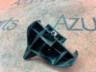 Крепление бампера левое заднее TOYOTA AQUA NHP10 52563-52030 4 ракурс