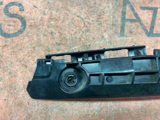 Крепление бампера правое заднее TOYOTA VITZ NSP130 52575-52171 2 ракурс