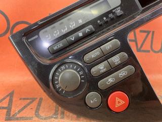 Климат-контроль TOYOTA WISH ZNE10G 2 ракурс