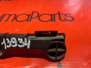 Крепление бампера правое заднее TOYOTA SIENTA NCP81G 52155-52060 3 ракурс