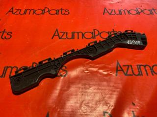 Крепление бампера правое заднее TOYOTA NOAH ZRR80G 52155-28130 1 ракурс