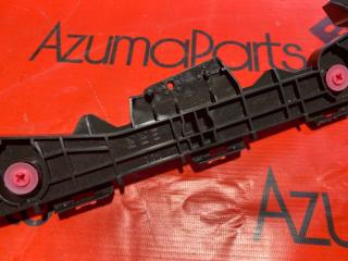 Крепление бампера правое заднее TOYOTA PRIUS MXWH60 52575-47070 3 ракурс
