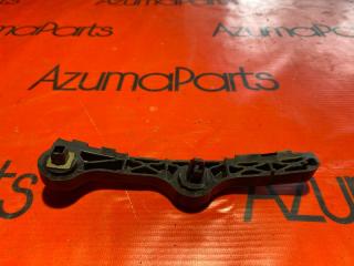 Крепление бампера правое заднее TOYOTA SIENTA NCP81G 52155-52060 3 ракурс
