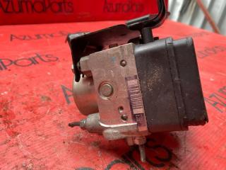 Блок abs TOYOTA WISH ZNE10G 44510-68010 3 ракурс Блок abs TOYOTA WISH ZNE10G 44510-68010 3 ракурс
