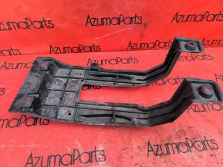Защита бампера задняя TOYOTA VOXY ZRR70G 58398-28100 1 ракурс