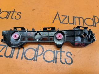Крепление бампера правое заднее TOYOTA COROLLA SPORT NRE210 52575-12230 1 ракурс Крепление бампера правое заднее TOYOTA COROLLA SPORT NRE210 52575-12230 1 ракурс