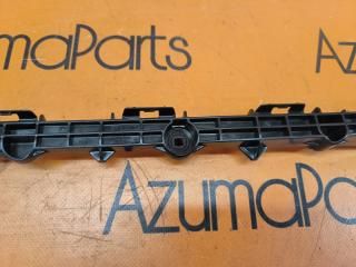 Крепление бампера правое заднее TOYOTA CAMRY AVV50 52575-33121 3 ракурс