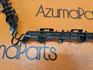 Крепление бампера правое заднее TOYOTA CAMRY AVV50 52575-33121 4 ракурс