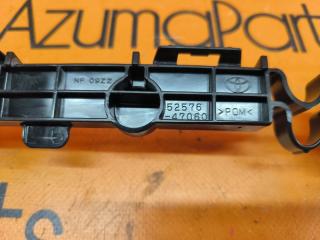 Крепление бампера левое заднее TOYOTA PRIUS ZVW50 52576-47060 5 ракурс